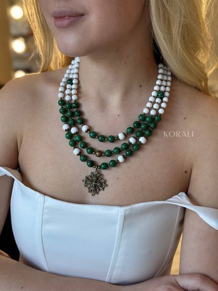 Natural stone necklace "Flower of the field" 2151 photo