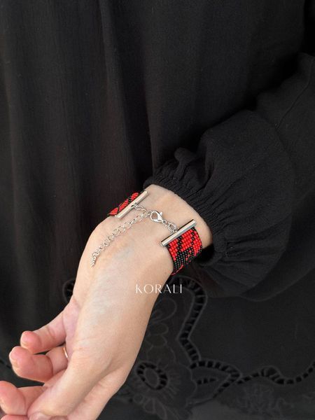 Bracelet "Zori" black with red 448 photo