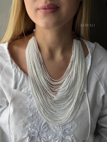Set of white multi-row beads and white "Corals" necklace 2072 photo