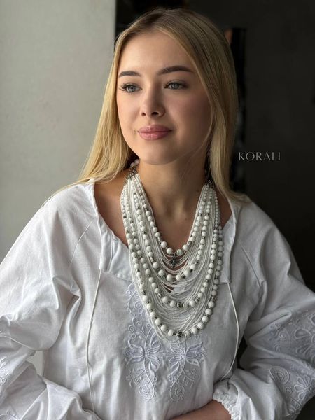 Set of white multi-row beads and white "Corals" necklace 2072 photo