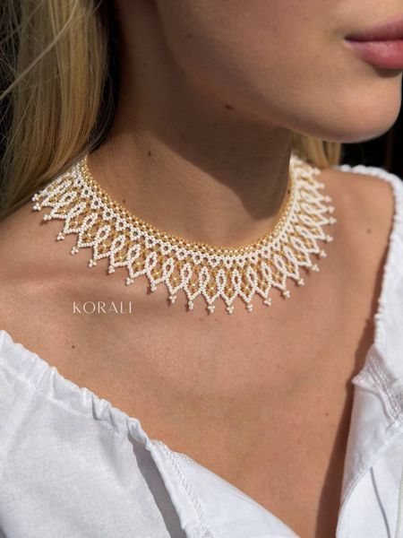 Silyanka "Tsvit ternu" white with milky patterns 2357 photo