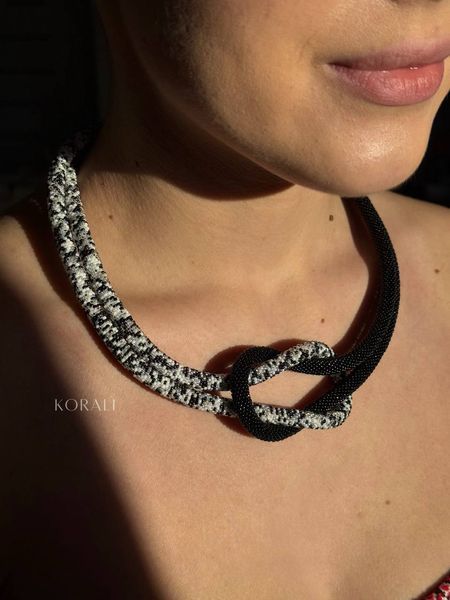 Necklace "Fate" black and white 2335 photo