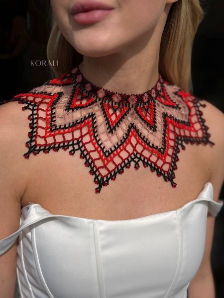 Crisis "Lily of the Valley" red and black 2361 photo