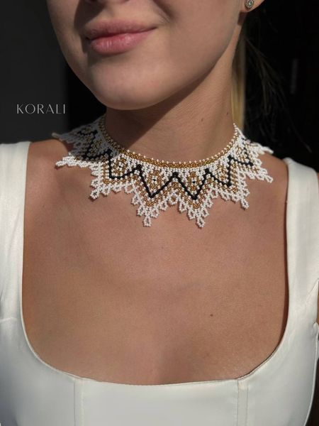 "Anna" white with gold pattern 1019 photo