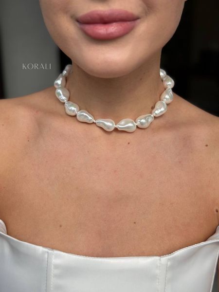 Necklace "Sea pearl" made of natural stones 2365 photo