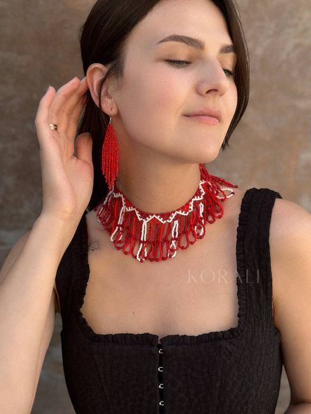 A set of silk "Khustska" red and earrings 120 photo