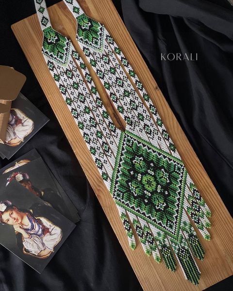 Green "Family Values" scarf 592 photo