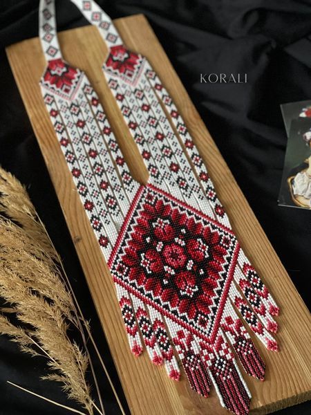 "Family Values" necklace, white with red and black pattern 2112 photo