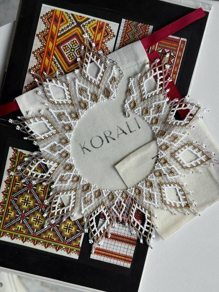Silyanka "Oh, Marichko" white with gold 2052 photo