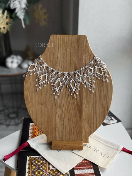 Silyanka "Oh, Marichko" white with gold 2052 photo