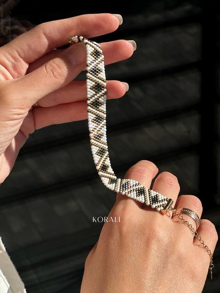 Set of necklace "Shimmering glow" white with pearls, bracelet and earrings 247 photo