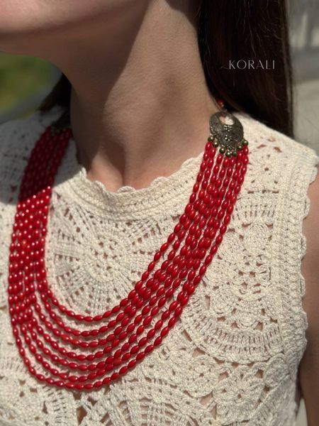 Necklace "Cranberry" made of natural stones 787 photo