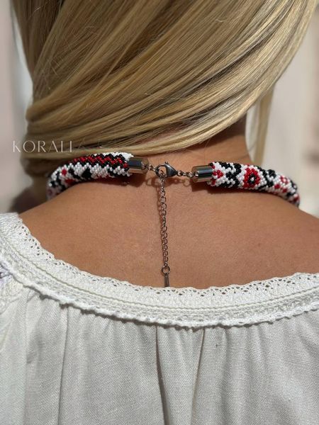 Necklace-harness "Kvitano" red with white 1032 photo