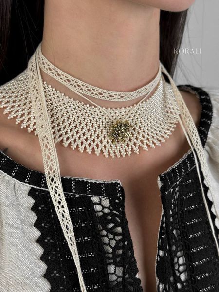 A set of "Zorya" pendants and a classic milk silk scarf 383 photo