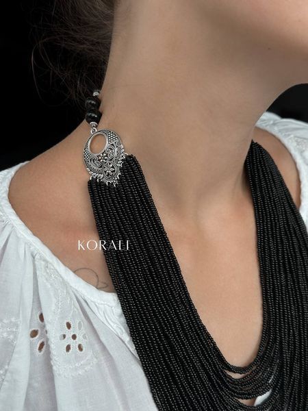 Necklace "Coral" black from Czech beads 143 photo