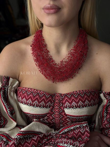 Necklace "Air" red with black splash 353 photo