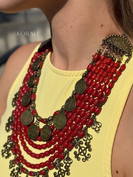 Necklace "Treasures of the Nation" made of natural stones 1066 photo