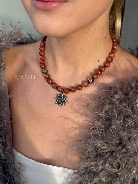 Necklace "Evening Star" beige color 2059 photo