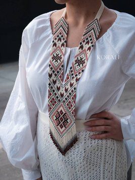 Necklace beige "Spadok"  2526 photo