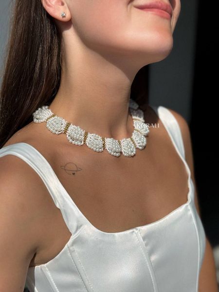 Necklace "Shimmering glow" white with pearls 200 photo