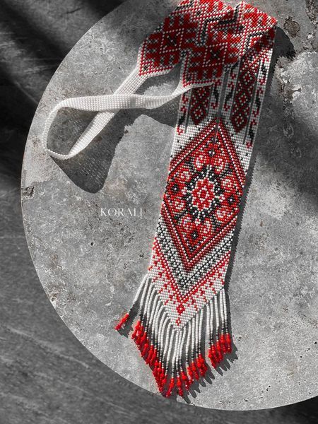 "Blooming Destiny" necklace, white with red pattern 543-3 photo