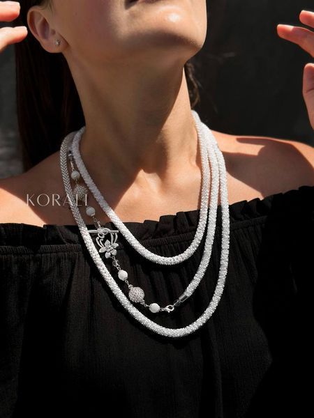 Braided harness lariat white and silver 74 photo