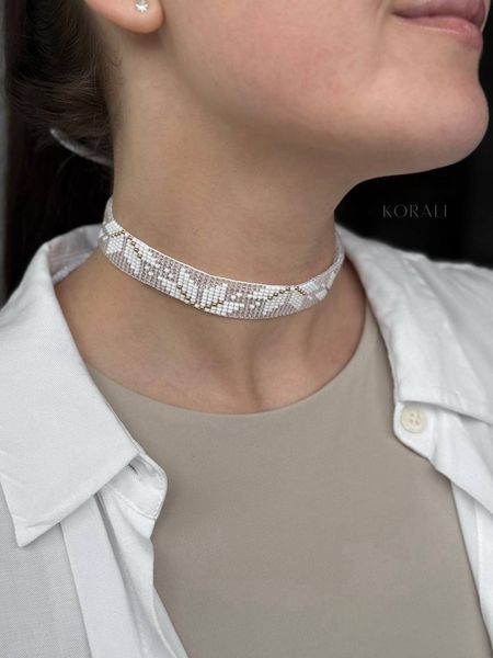 Ribbon necklace "Zori" white with gold inserts 715 photo